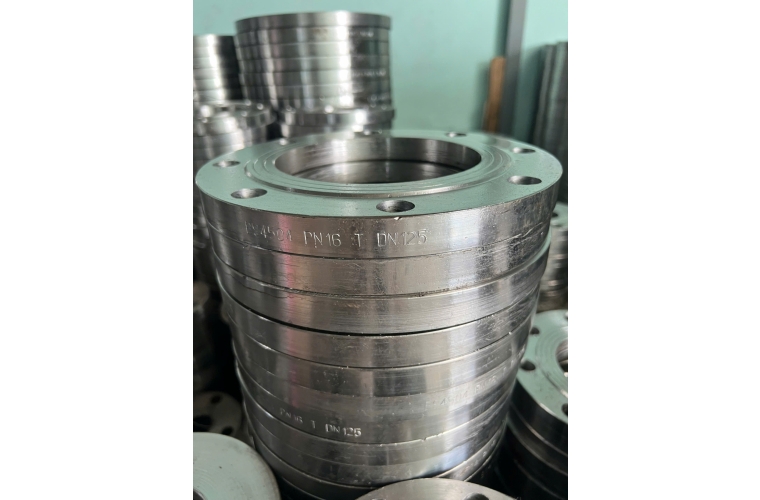 Mặt bích thép PN16 